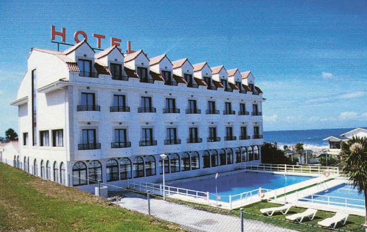 Hotel Restaurante Glasgow Villadesuso Esterno foto